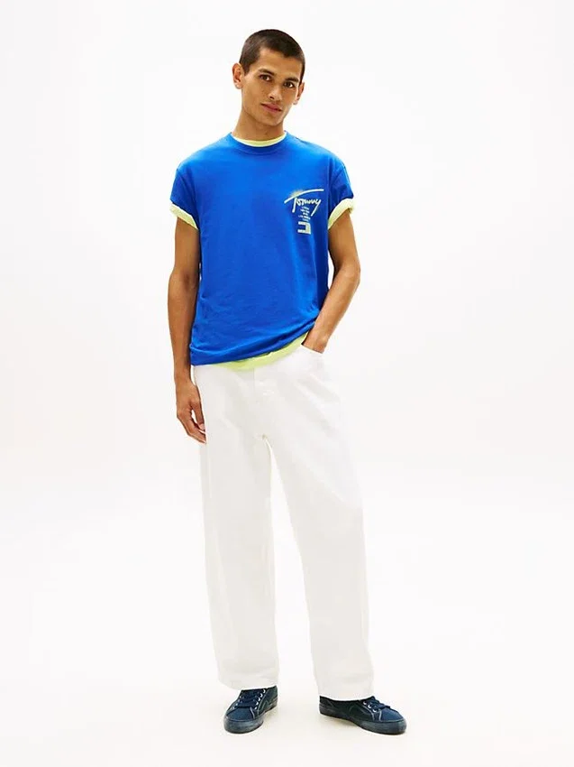 Tommy Jeans Spray Paint Logo T-Shirt Tommy Jeans Spray Paint Logo T-Shirt