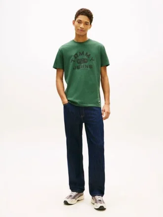Tommy Jeans Tapered Straight Jean