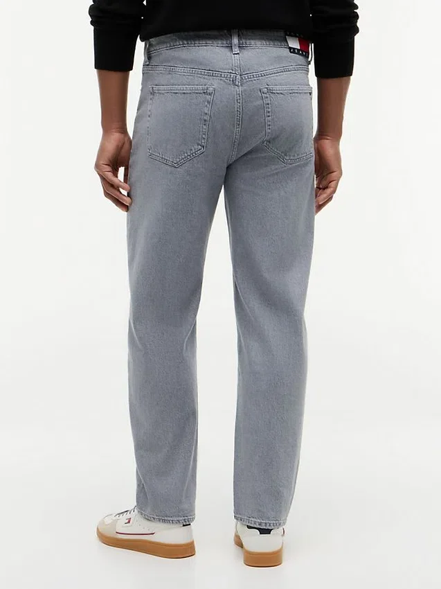 Tommy Jeans Tapered Straight Jean Tommy Jeans Tapered Straight Jean