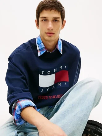 Tommy Jeans Wavy Flag Logo Sweatshirt