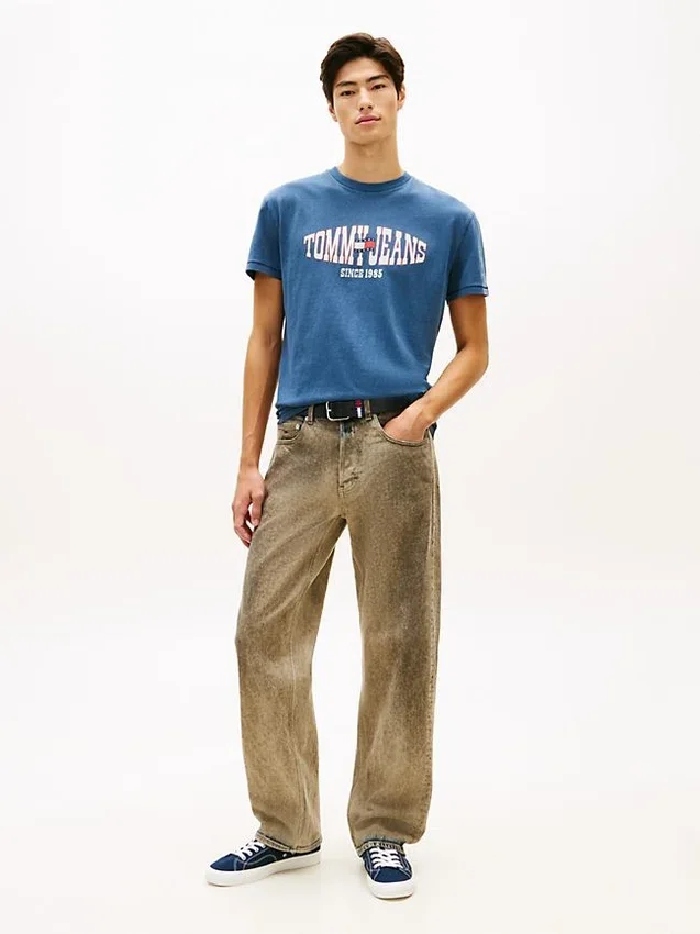 Tommy Jeans Wavy Flag Logo T-Shirt Tommy Jeans Wavy Flag Logo T-Shirt